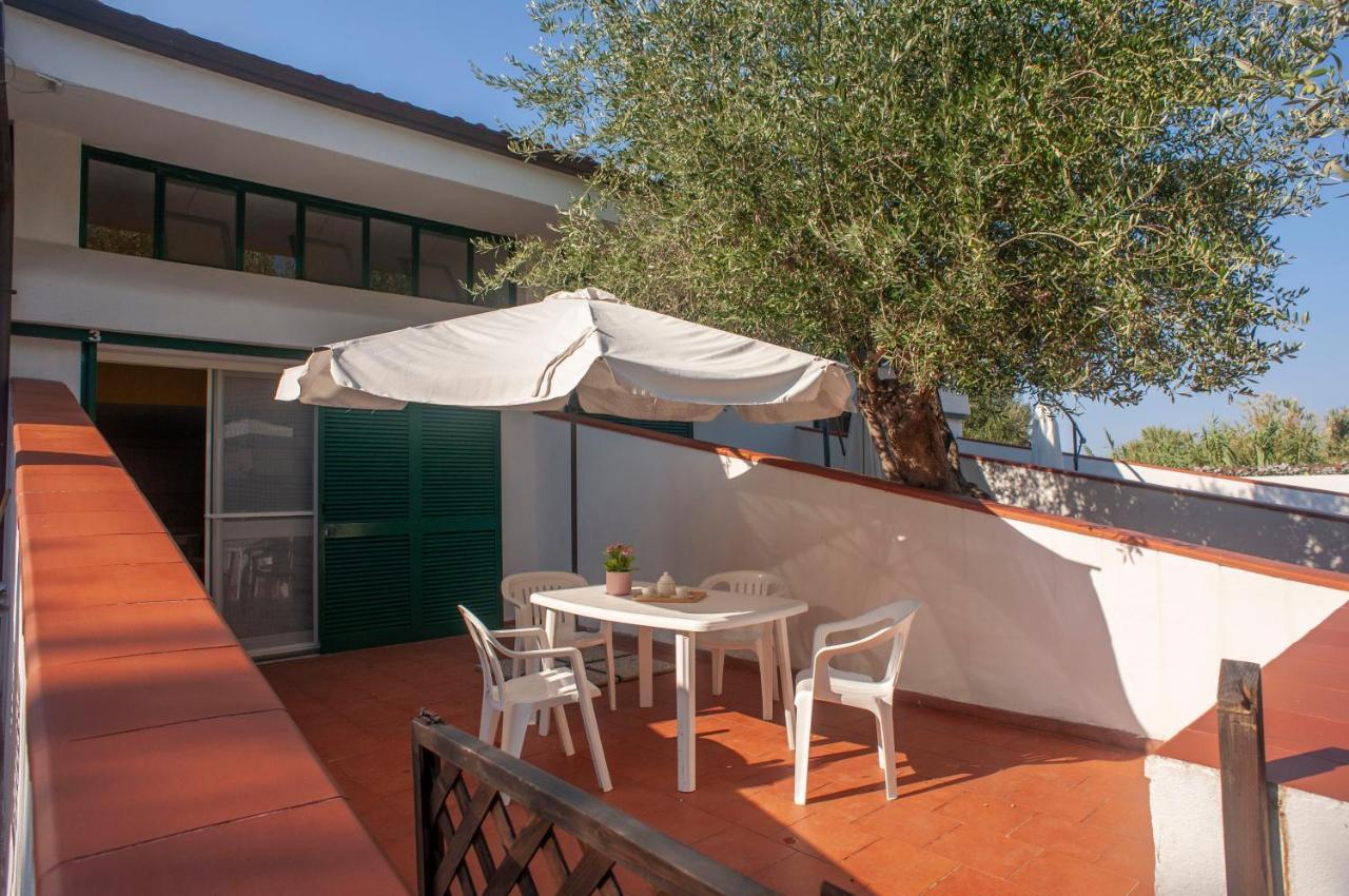 Casa Palinuro Vacanze Fronte Spiaggia Exterior photo