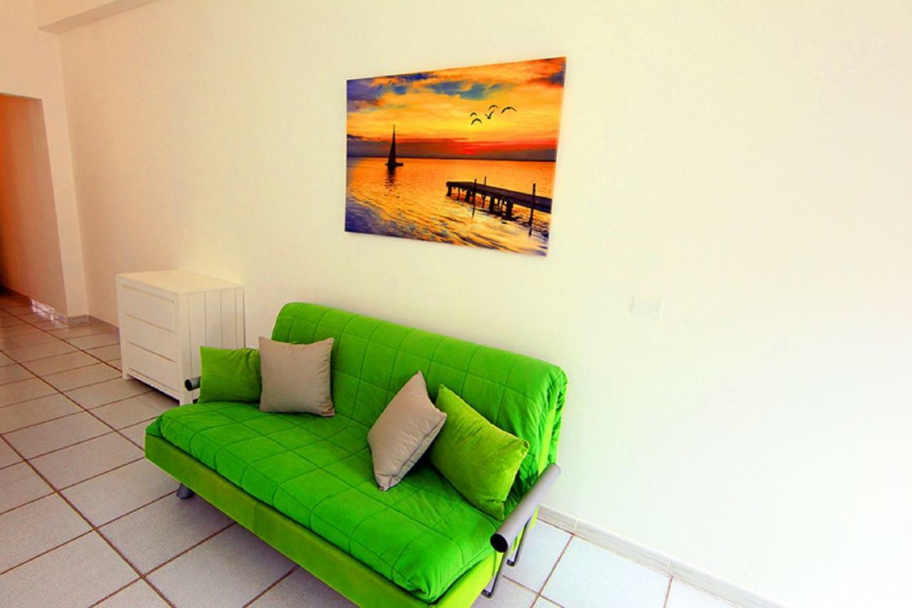 Casa Palinuro Vacanze Fronte Spiaggia Exterior photo