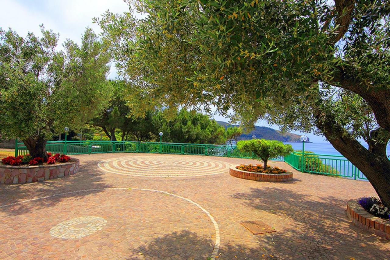 Casa Palinuro Vacanze Fronte Spiaggia Exterior photo